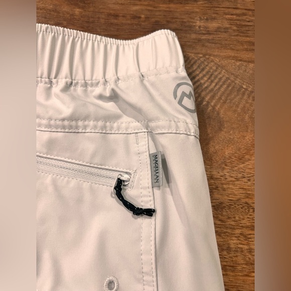 Magellan Boy Shorts Size 14/16 Water Repellant/ Fish Gear - Picture 4 of 5